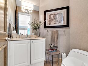 2752 Brickell Ct, Miami FL 33129