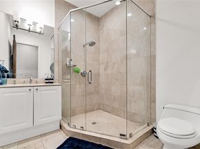 2752 Brickell Ct, Miami FL 33129