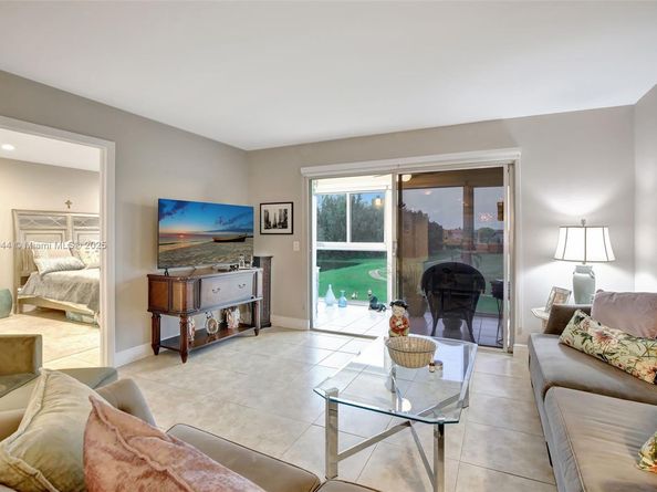 800 SW 125th Way 405O, Pembroke Pines FL 33027