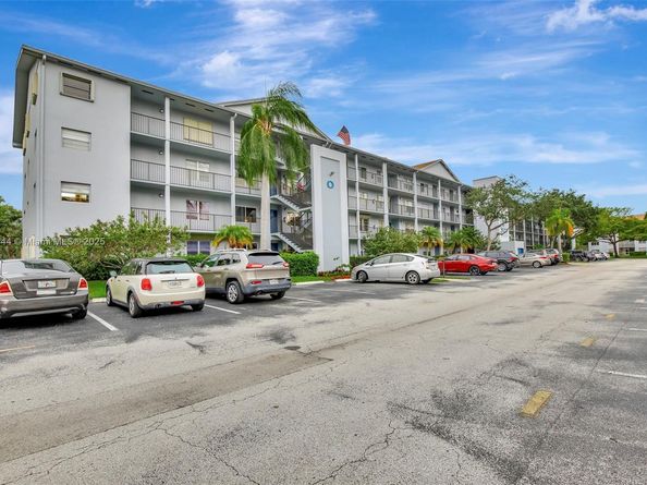 800 SW 125th Way 405O, Pembroke Pines FL 33027