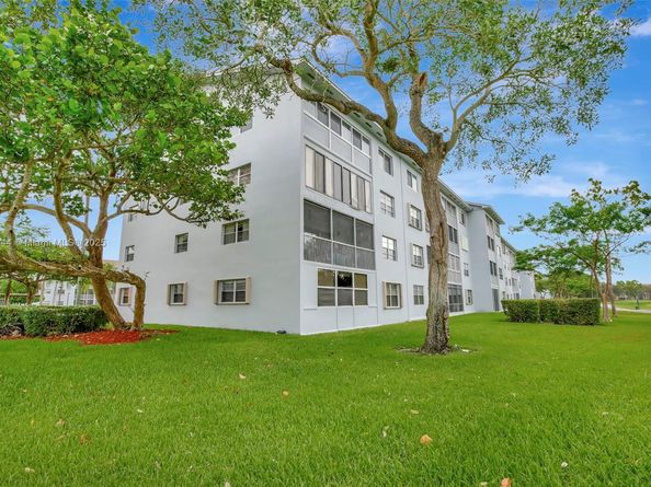 800 SW 125th Way 405O, Pembroke Pines FL 33027