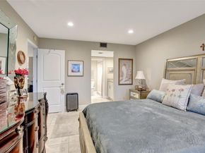 800 SW 125th Way 405O, Pembroke Pines FL 33027