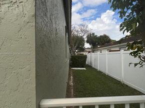 15624 SW 52nd Ct, Miramar FL 33027