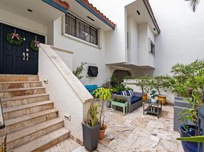 Undisclosed Address #A12016112, Miami FL 33133