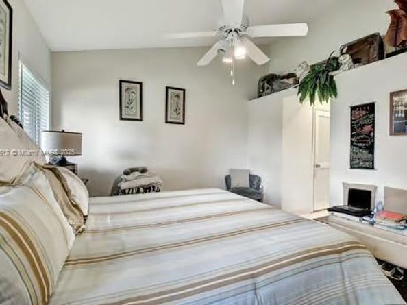 16312 Malibu Dr 6, Weston FL 33326