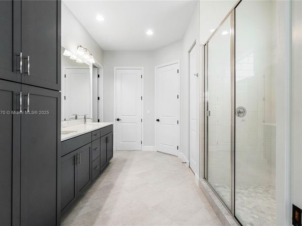5488 Liberty Ln, Westlake FL 33470