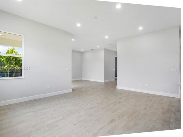 5488 Liberty Ln, Westlake FL 33470