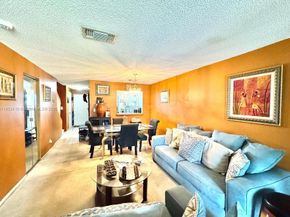 1444 NW 97th Ave 267, Pembroke Pines FL 33024