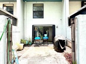 1444 NW 97th Ave 267, Pembroke Pines FL 33024