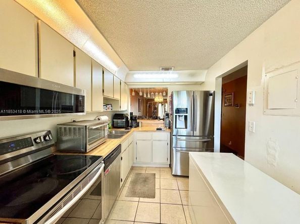 1444 NW 97th Ave 267, Pembroke Pines FL 33024