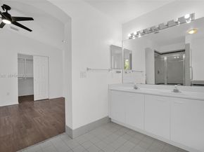 Undisclosed Address #A12004565, Hollywood FL 33019