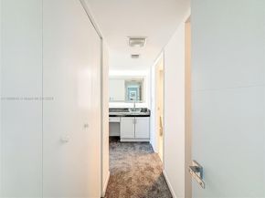 20301 W Country Club Dr 2428, Aventura FL 33180