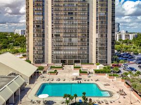 20301 W Country Club Dr 2428, Aventura FL 33180