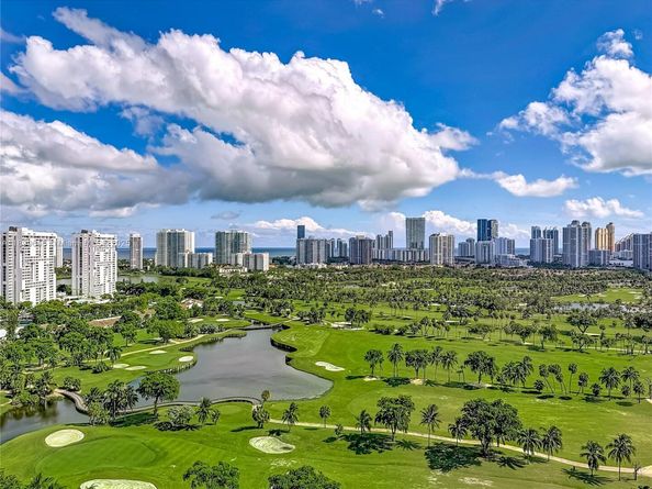 20301 W Country Club Dr 2428, Aventura FL 33180
