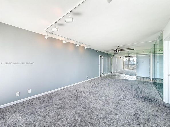 20301 W Country Club Dr 2428, Aventura FL 33180