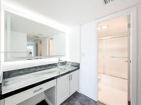 20301 W Country Club Dr 2428, Aventura FL 33180