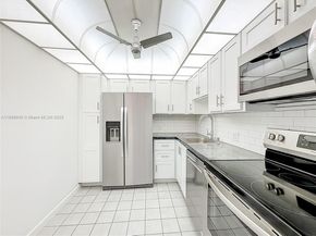 20301 W Country Club Dr 2428, Aventura FL 33180