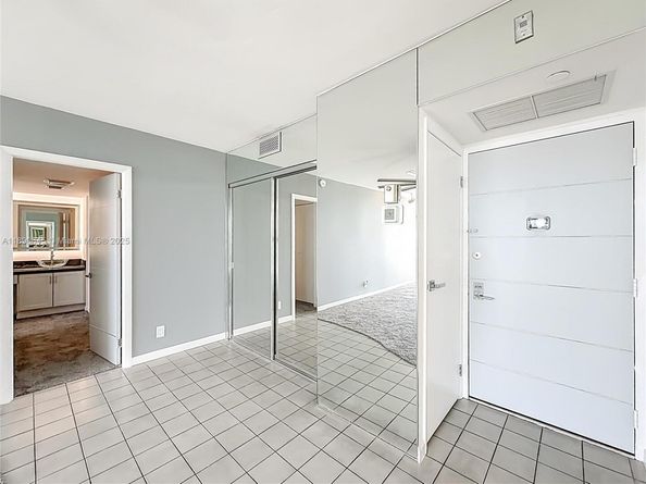 20301 W Country Club Dr 2428, Aventura FL 33180