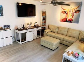 965 SW 180th Ter, Pembroke Pines FL 33029