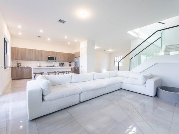 4426 SW 173rd Ave, Miramar FL 33029