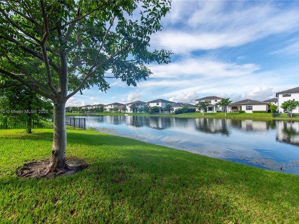 4426 SW 173rd Ave, Miramar FL 33029