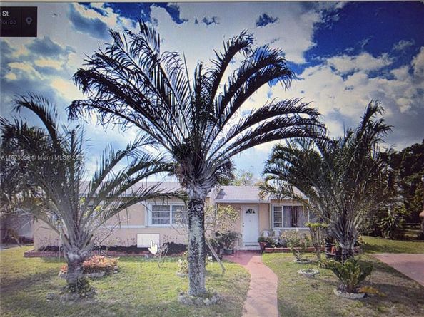 1010 NW 196th St, Miami Gardens FL 33169