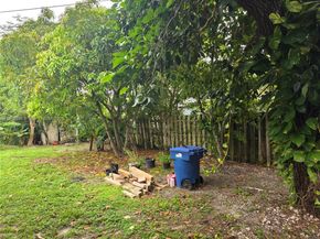 1010 NW 196th St, Miami Gardens FL 33169