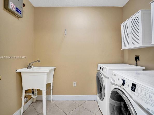 2434 SW 157th Ave, Miramar FL 33027
