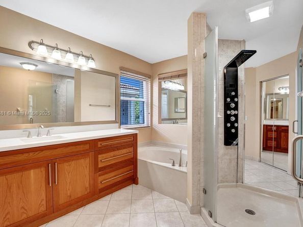 2434 SW 157th Ave, Miramar FL 33027