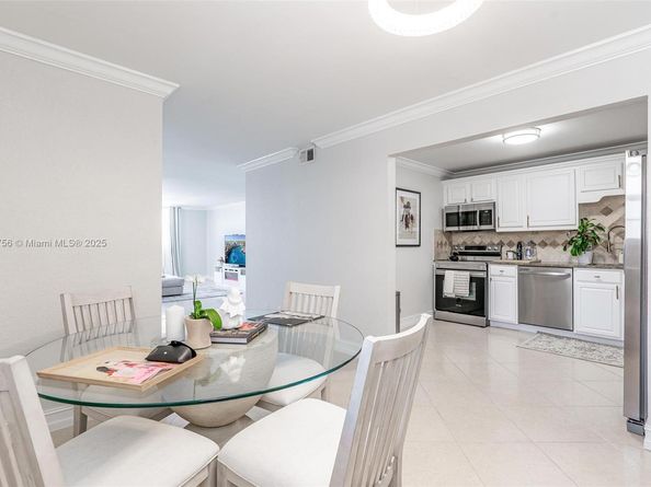 1811 Jefferson St 710, Hollywood FL 33020