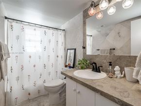 1811 Jefferson St 710, Hollywood FL 33020