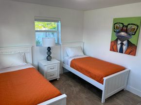 6900 SW 3rd St, Pembroke Pines FL 33023