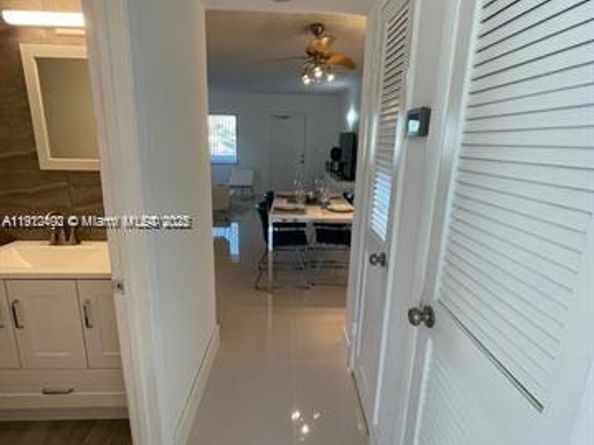 1400 NE 54th St 205, Fort Lauderdale FL 33334