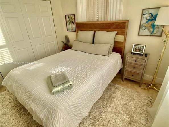 4600 SW 67th Ave 240, Miami FL 33155