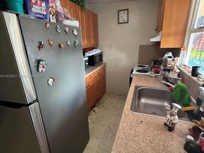 2912 NW 32nd St, Miami FL 33142