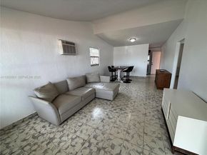 2912 NW 32nd St, Miami FL 33142