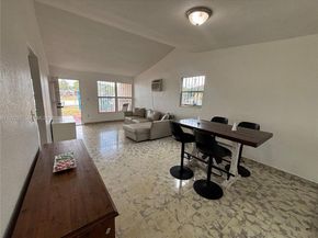 2912 NW 32nd St, Miami FL 33142