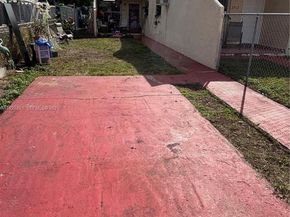 2912 NW 32nd St, Miami FL 33142