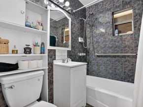 10055 SW 52nd Ter, Miami FL 33165
