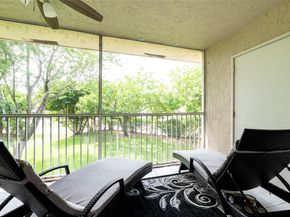 7535 Trent Dr 202, Tamarac FL 33321