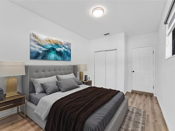 3040 NW 96th St, Miami FL 33147