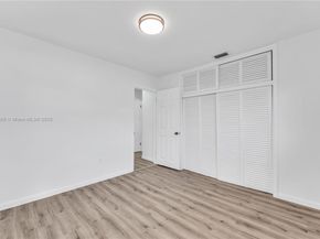 3040 NW 96th St, Miami FL 33147