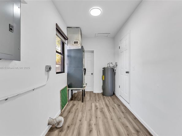 3040 NW 96th St, Miami FL 33147