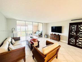 3940 Inverrary Blvd 808A, Lauderhill FL 33319