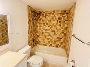 3940 Inverrary Blvd 808A, Lauderhill FL 33319