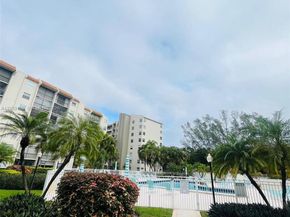 3940 Inverrary Blvd 808A, Lauderhill FL 33319