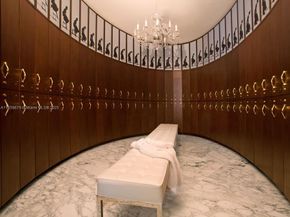 485 Brickell Ave 2210, Miami FL 33131
