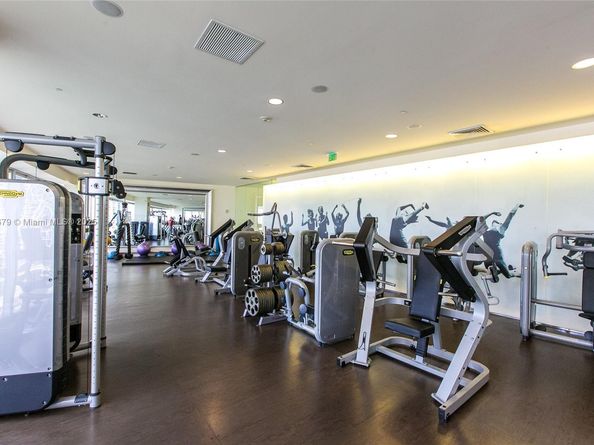 485 Brickell Ave 2210, Miami FL 33131