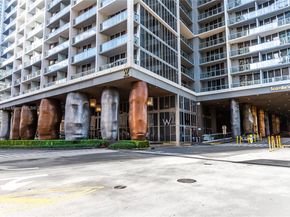485 Brickell Ave 2210, Miami FL 33131