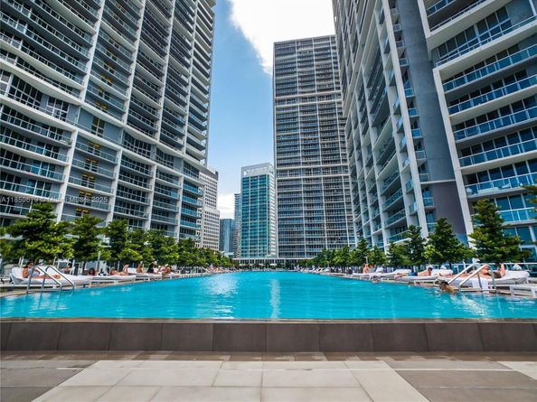 485 Brickell Ave 2210, Miami FL 33131